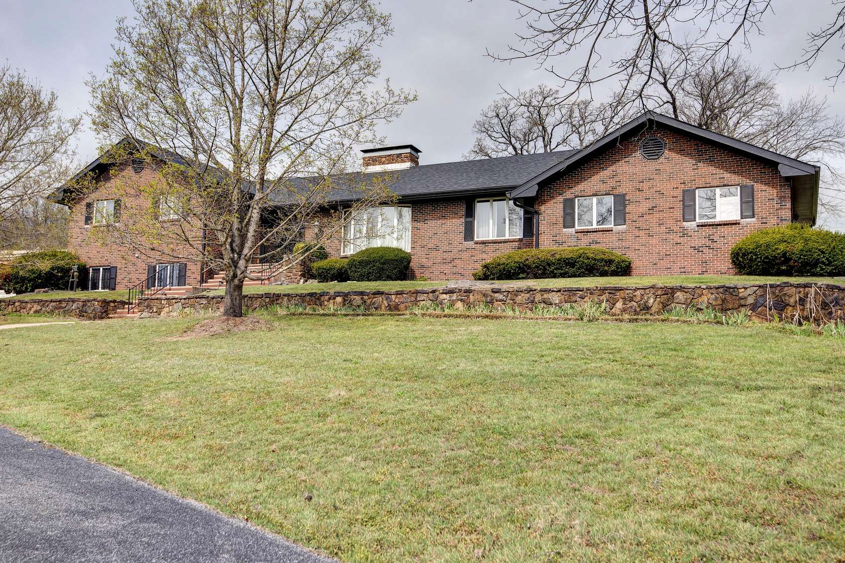 14.5 Acres of Land with Home for Sale in Springfield, Missouri