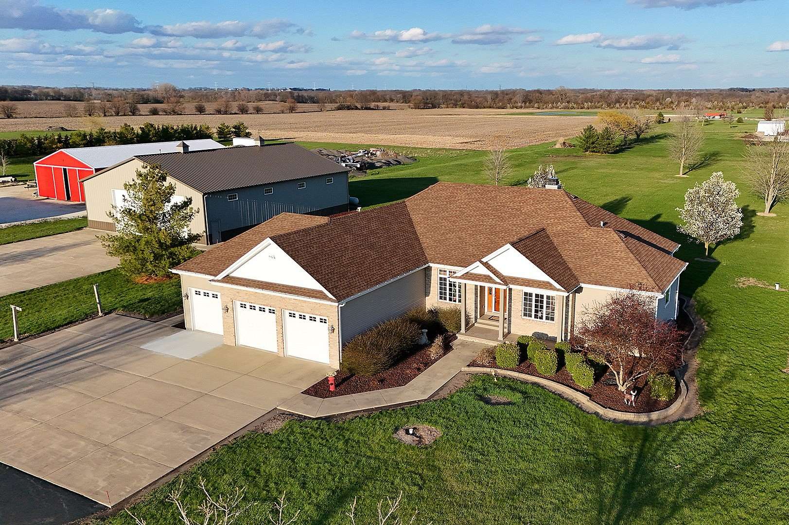 5 Acres of Land with Home for Sale in Kankakee, Illinois