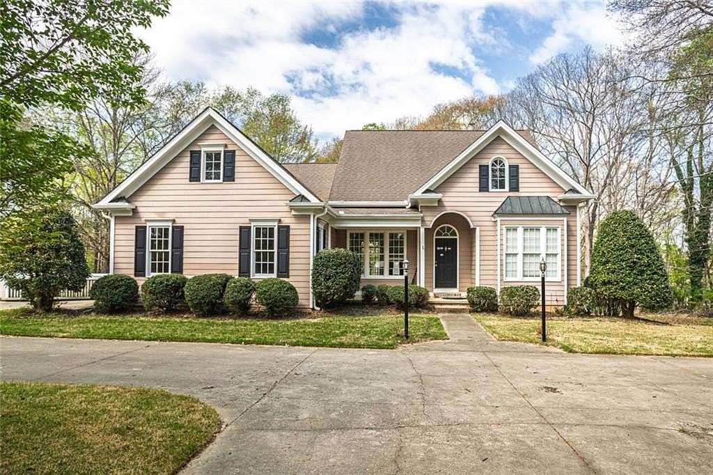 3.14 Acres of Land with Home for Sale in Alpharetta, Georgia