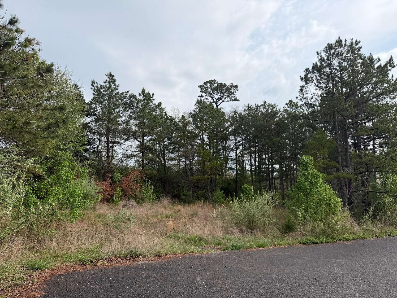 0.53 Acres of Land for Sale in London, Kentucky