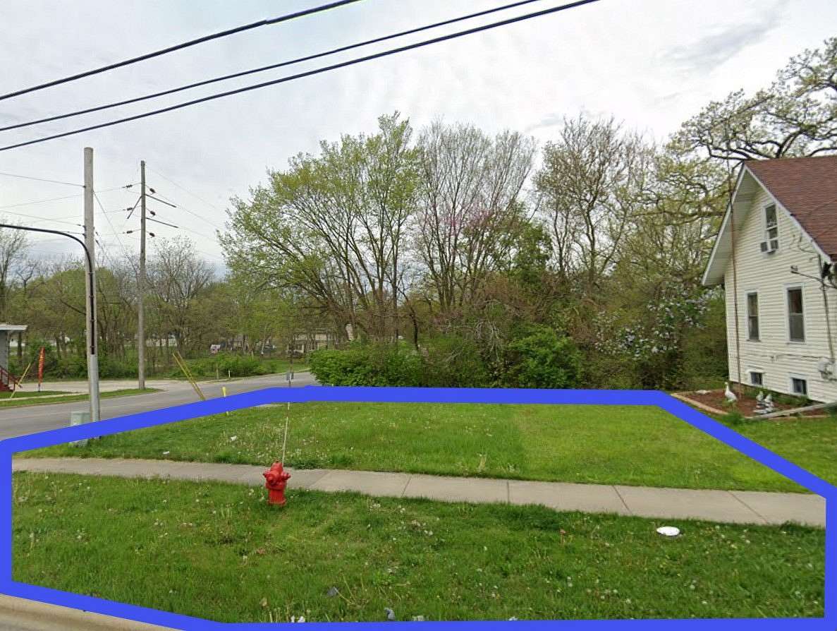 0.11 Acres of Residential Land for Sale in Aurora, Illinois