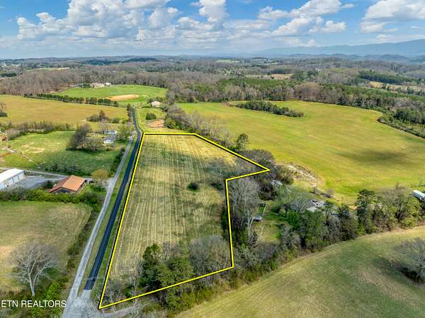 5 Acres of Residential Land for Sale in Maryville, Tennessee