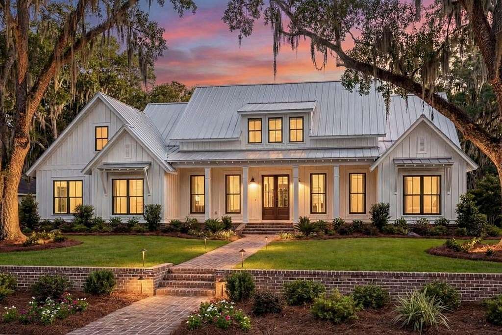 3.63 Acres of Land with Home for Sale in Oxford, Mississippi