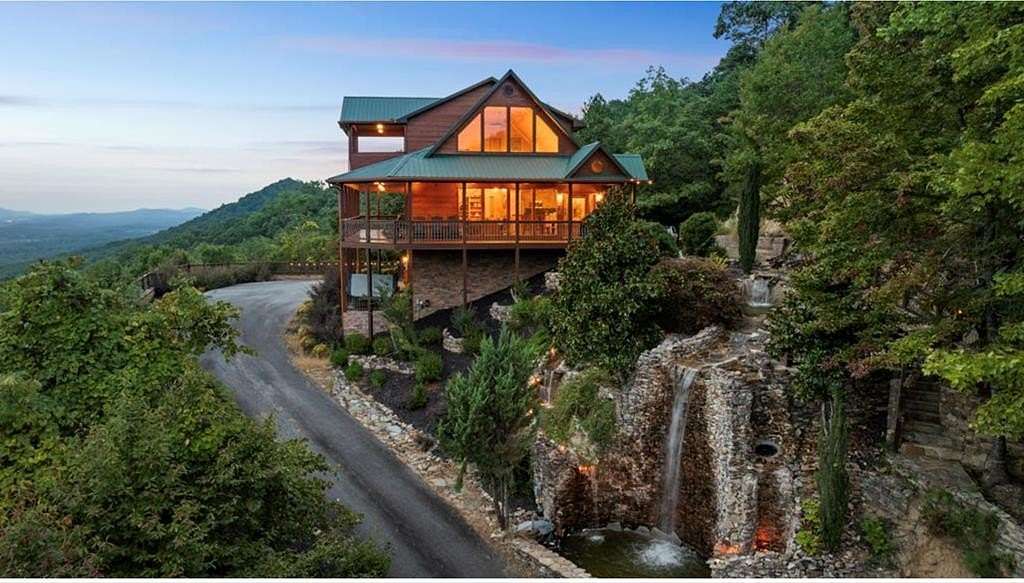 2.1 Acres of Land with Home for Sale in Mineral Bluff, Georgia