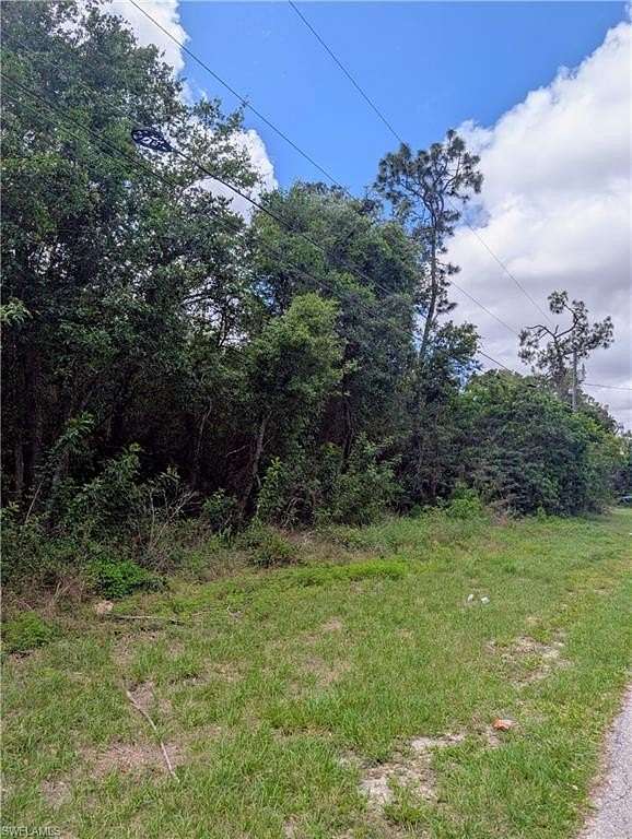 0.25 Acres of Residential Land for Sale in Lehigh Acres, Florida
