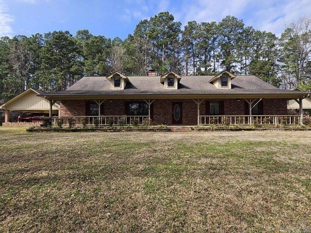 3 Acres of Land with Home for Sale in Camden, Arkansas