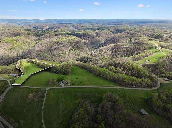 5.1 Acres of Residential Land for Sale in Silver Point, Tennessee