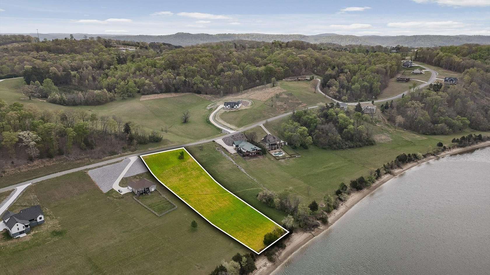 1.46 Acres of Residential Land for Sale in Decatur, Tennessee