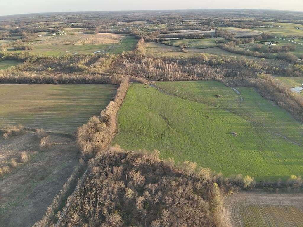107 Acres of Land for Sale in Clifton Hill, Missouri