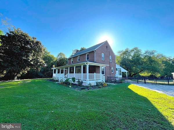 2.5 Acres of Land with Home for Lease in Prince Frederick, Maryland