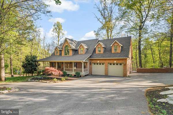 2.6 Acres of Land with Home for Sale in Frederick, Maryland