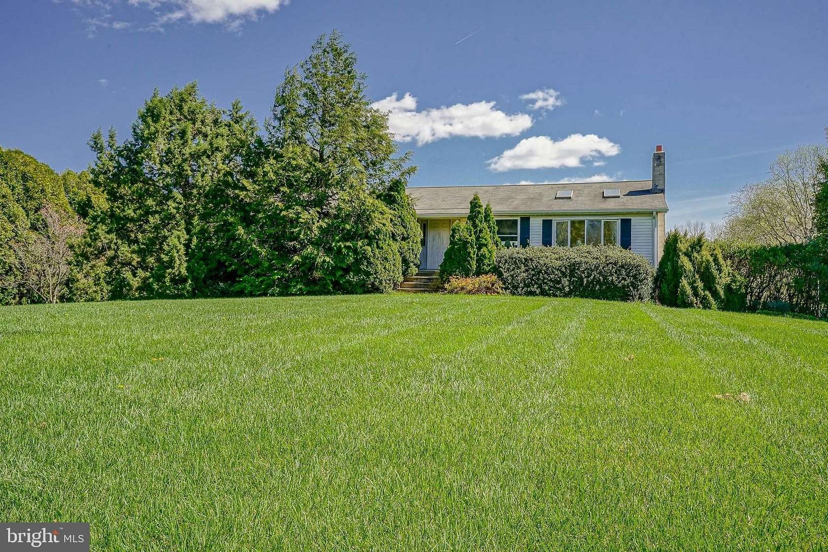 2.82 Acres of Land with Home for Sale in Salem, New Jersey