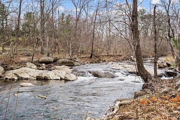 28.8 Acres of Land with Home for Sale in Sperryville, Virginia