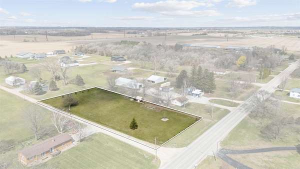 1.5 Acres of Residential Land for Sale in Cedar Falls, Iowa