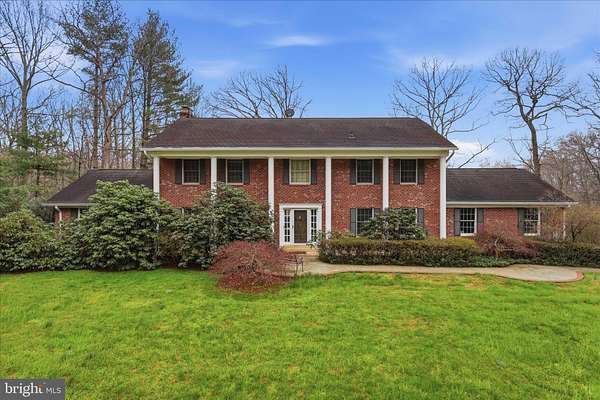 5 Acres of Land with Home for Sale in Fairfax Station, Virginia