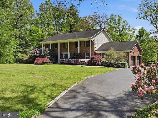 5 Acres of Land with Home for Sale in Fairfax Station, Virginia