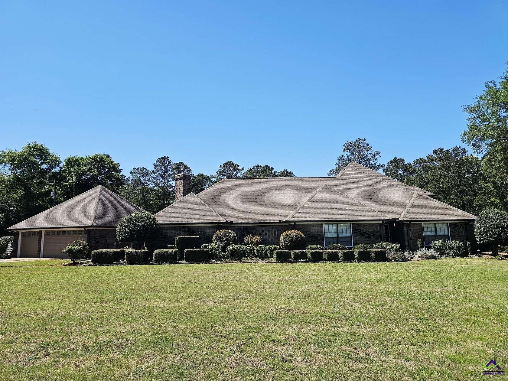 3.25 Acres of Land with Home for Sale in Fort Valley, Georgia