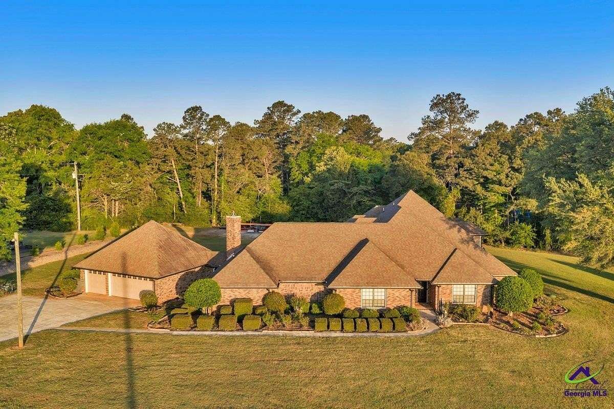 3.25 Acres of Land with Home for Sale in Fort Valley, Georgia