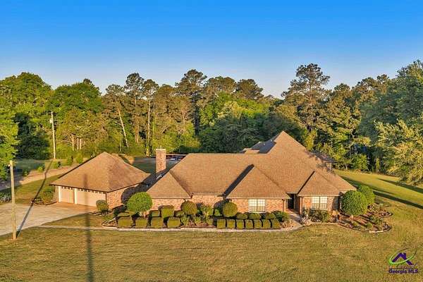 3.25 Acres of Land with Home for Sale in Fort Valley, Georgia