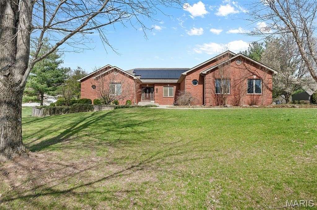 2 Acres of Land with Home for Sale in Collinsville, Illinois