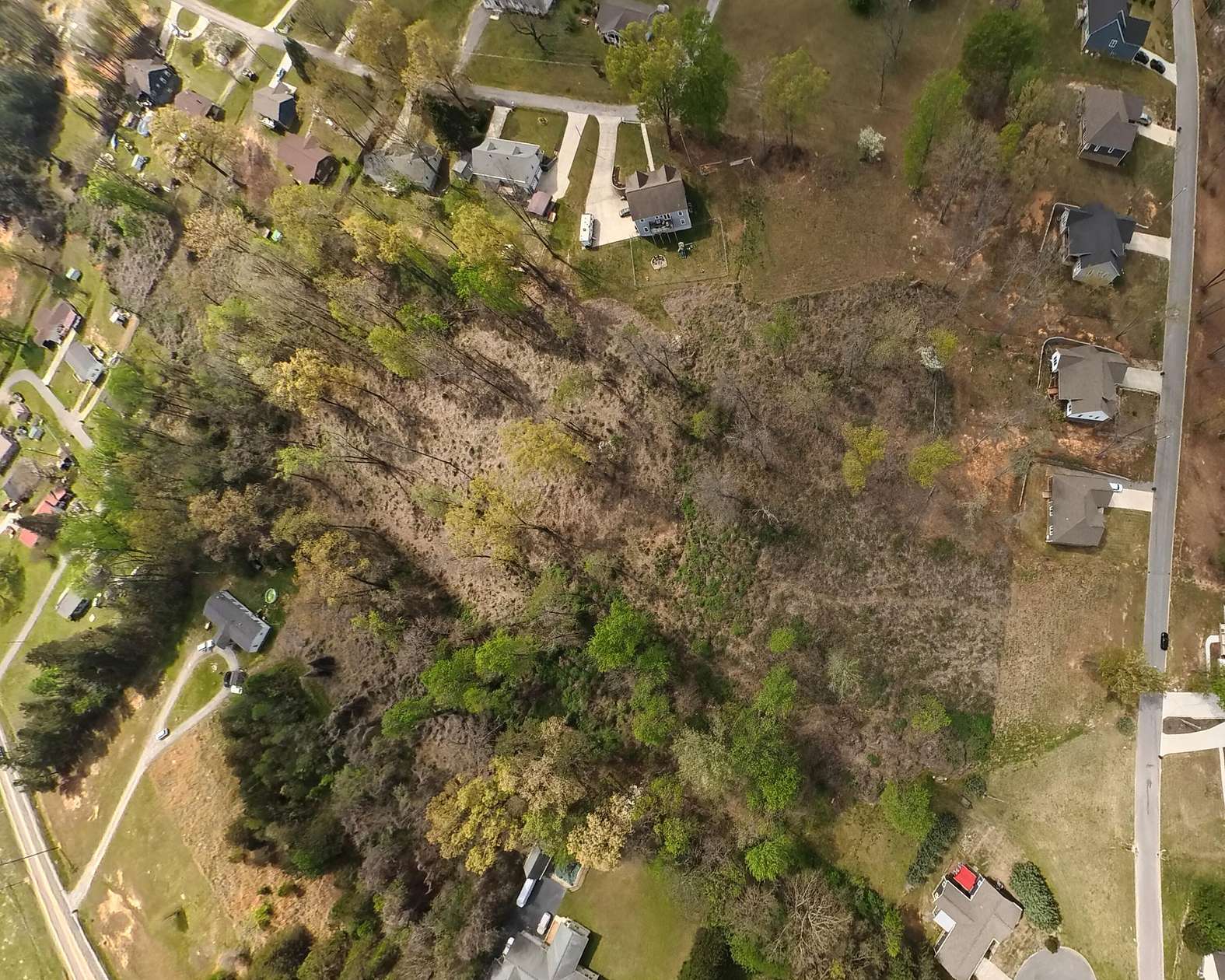 6.9 Acres of Residential Land for Sale in Jasper, Tennessee