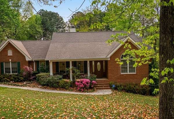 1.75 Acres of Improved Mixed-Use Land for Sale in Cleveland, Tennessee