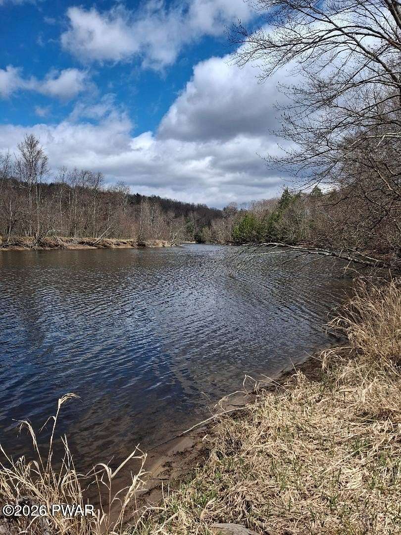 1.23 Acres of Residential Land for Sale in Greentown, Pennsylvania