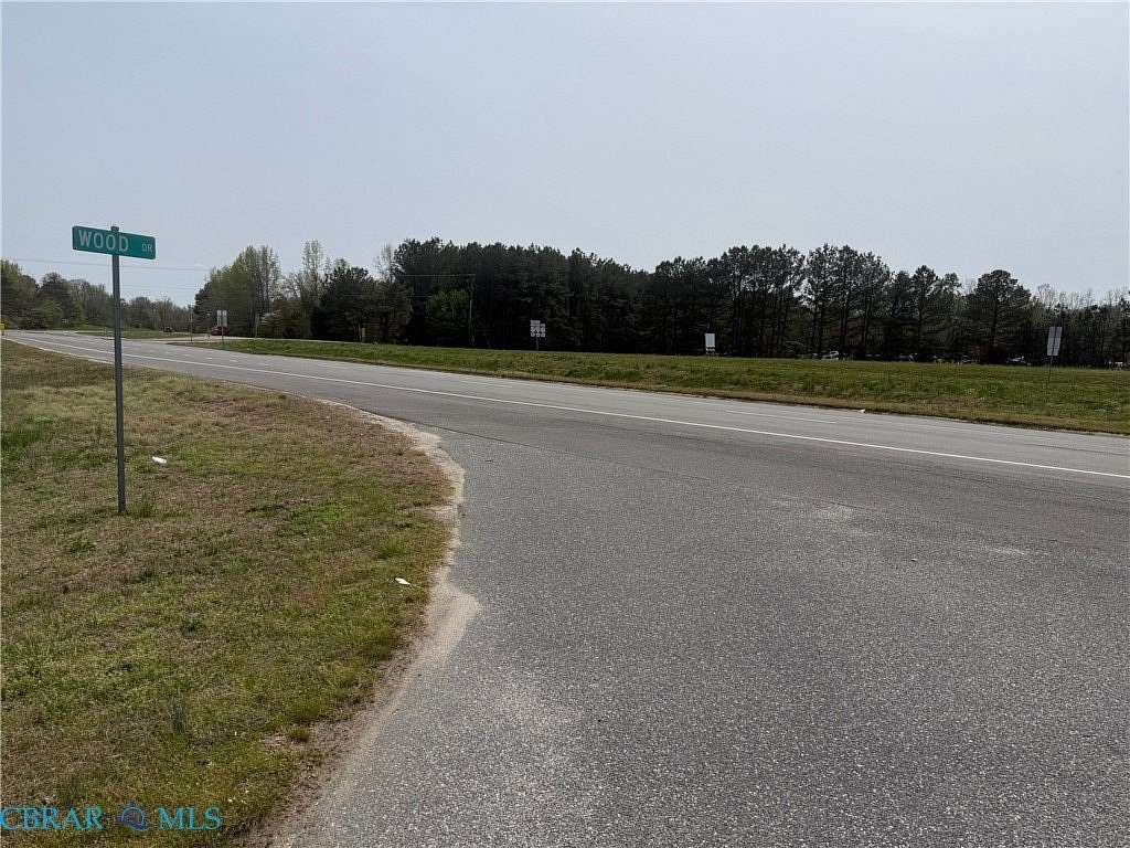 4.69 Acres of Land for Sale in Saluda, Virginia