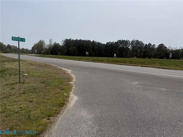 4.69 Acres of Land for Sale in Saluda, Virginia