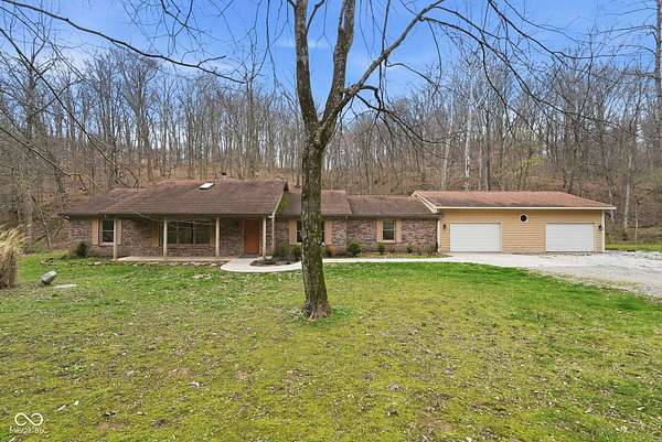 5 Acres of Land with Home for Sale in Nashville, Indiana