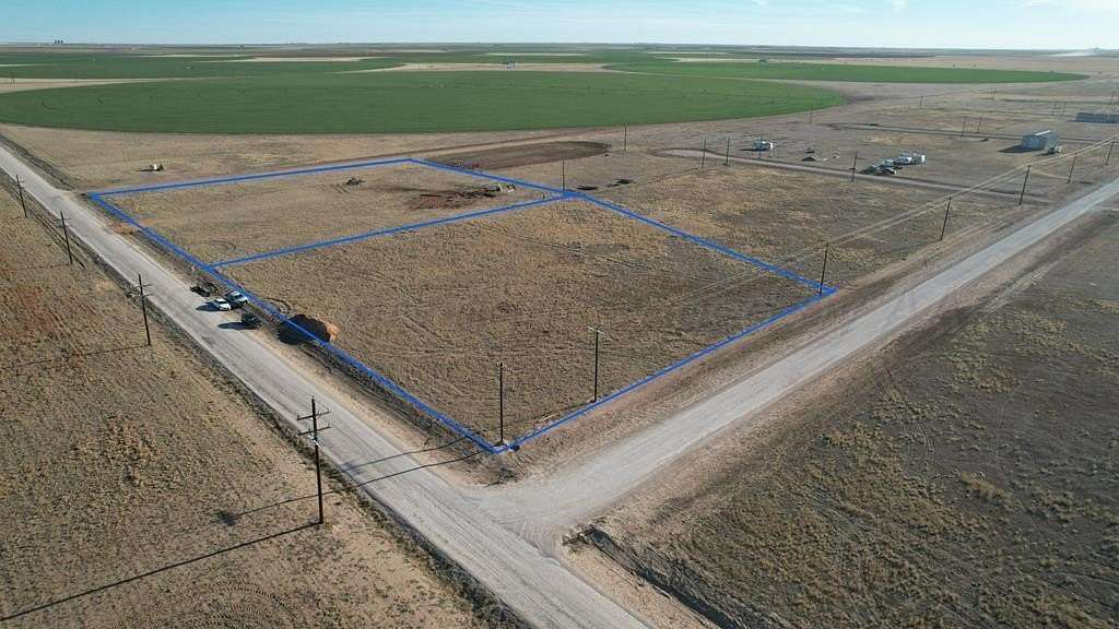 3 Acres of Mixed-Use Land for Sale in Dalhart, Texas