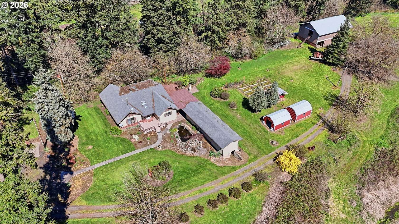 19.1 Acres of Land with Home for Sale in Odell, Oregon