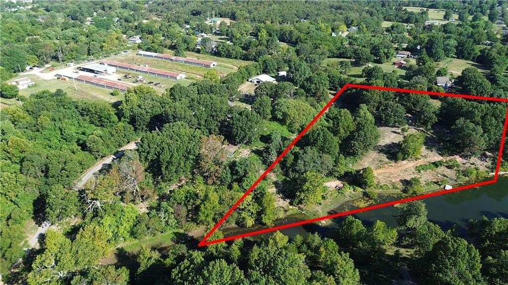 5 Acres of Residential Land for Sale in Springdale, Arkansas