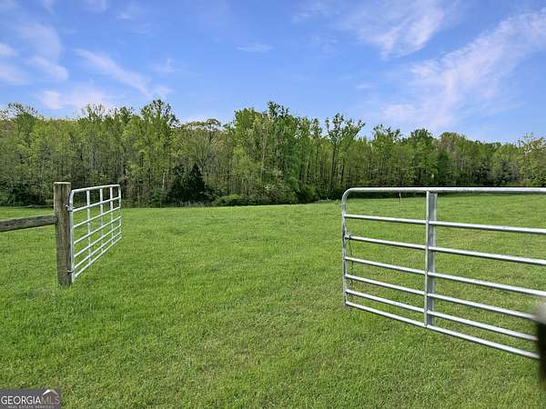 11.8 Acres of Agricultural Land for Sale in Eastanollee, Georgia