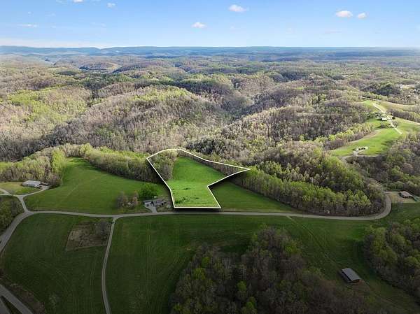 5.18 Acres of Residential Land for Sale in Silver Point, Tennessee