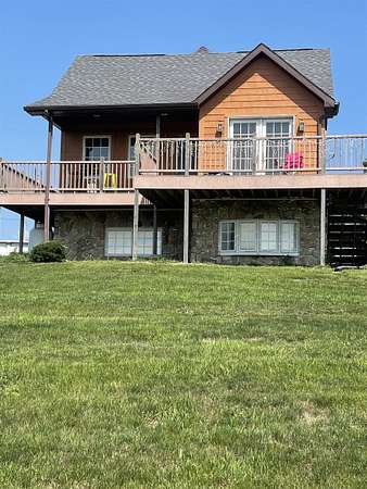 2.86 Acres of Land with Home for Sale in Correctionville, Iowa