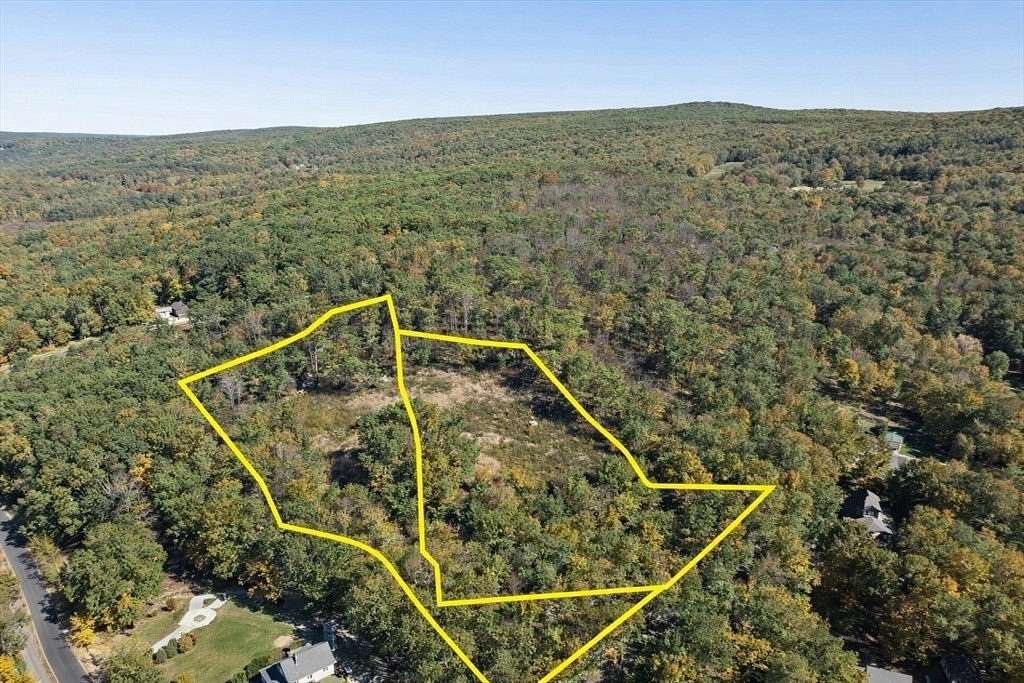 4.5 Acres of Residential Land for Sale in Monson, Massachusetts