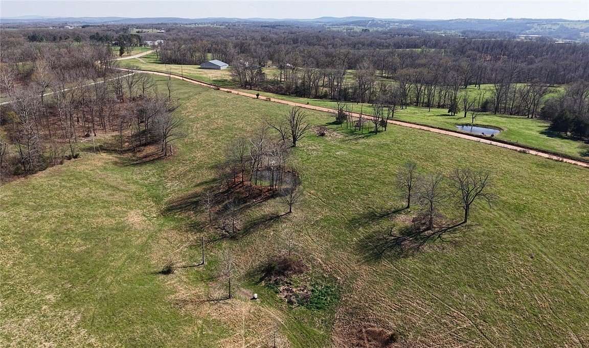 20.8 Acres of Land for Sale in Huntsville, Arkansas