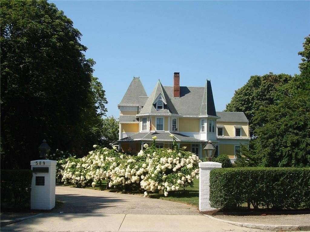 1.55 Acres of Land with Home for Lease in Newport, Rhode Island