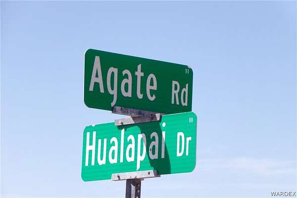 2 Acres of Residential Land for Sale in Golden Valley, Arizona