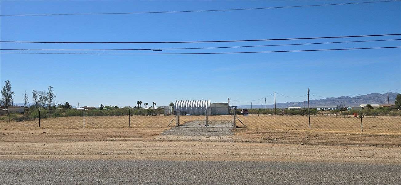 1 Acre of Residential Land for Sale in Golden Valley, Arizona