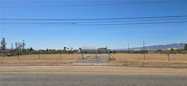 1 Acre of Residential Land for Sale in Golden Valley, Arizona