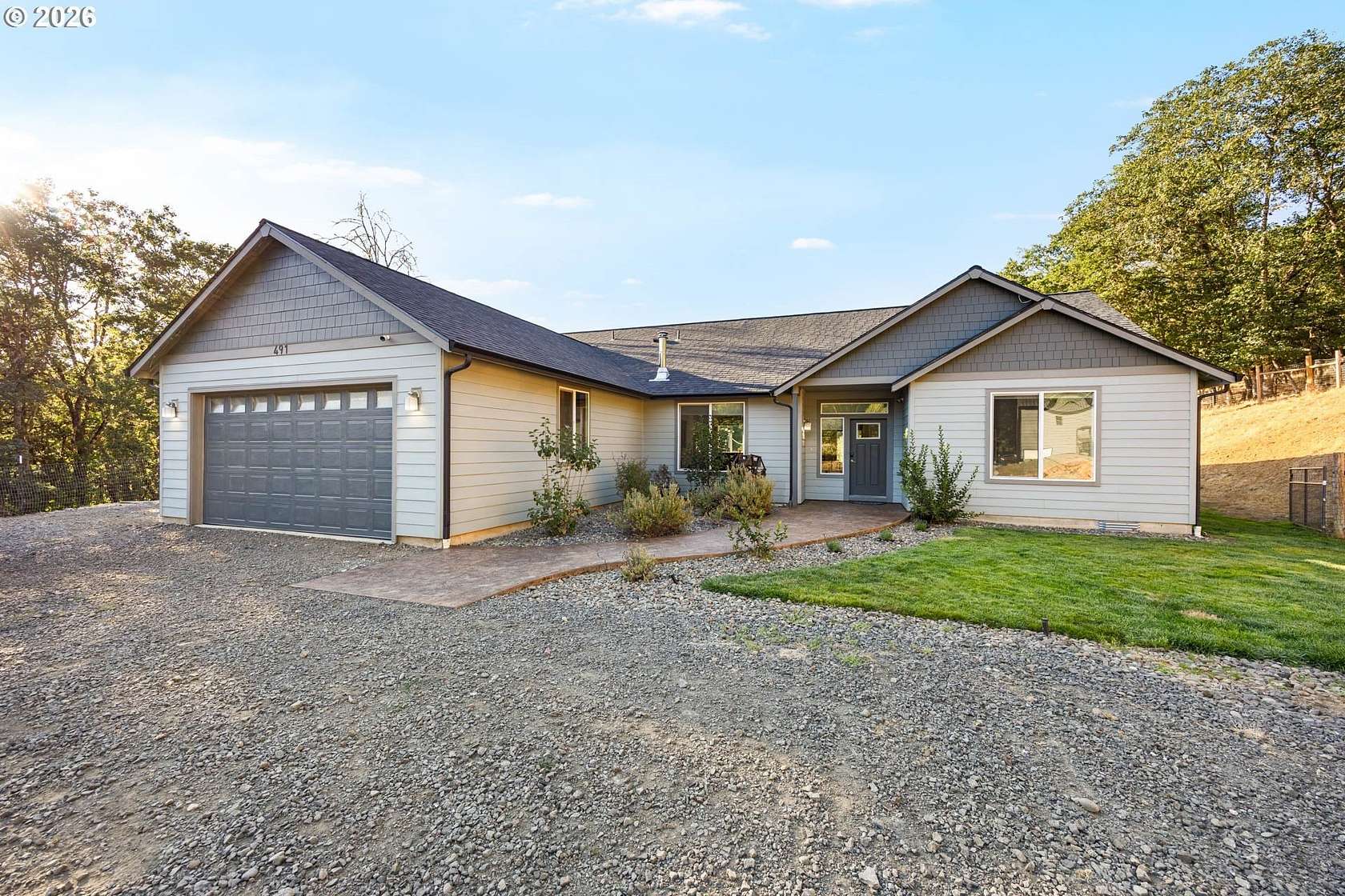 11.8 Acres of Land with Home for Sale in Oakland, Oregon