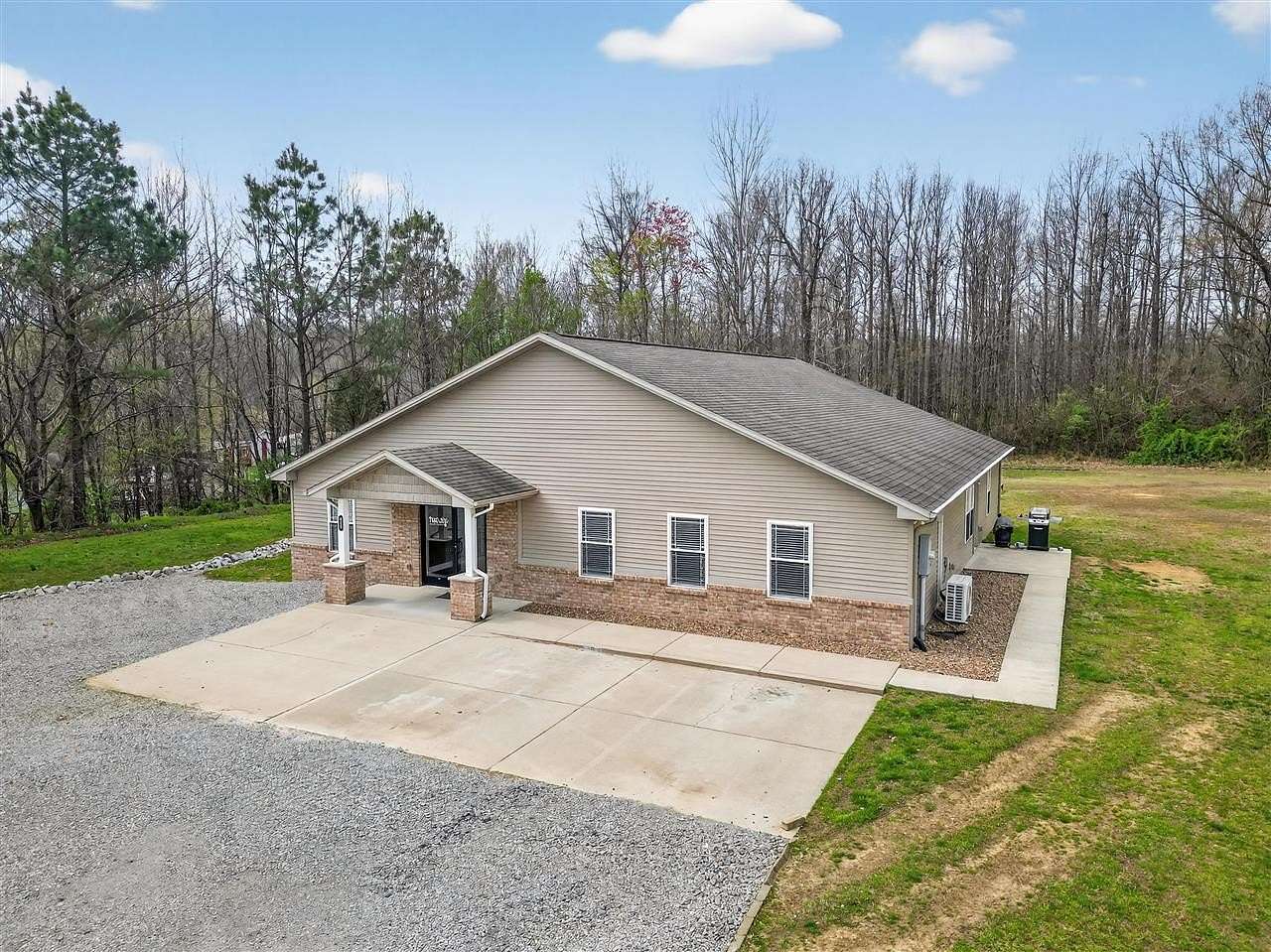 1.83 Acres of Improved Mixed-Use Land for Sale in Central City, Kentucky