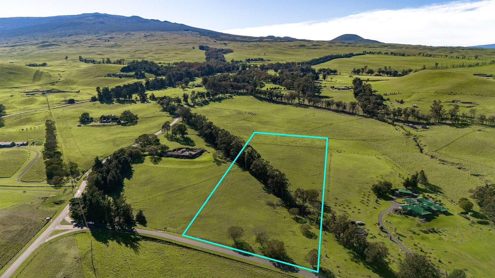 10 Acres of Land for Sale in Waimea, Hawaii