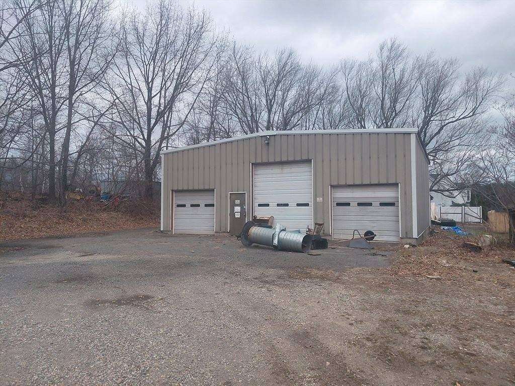 1.5 Acres of Improved Residential Land for Sale in Haverhill, Massachusetts