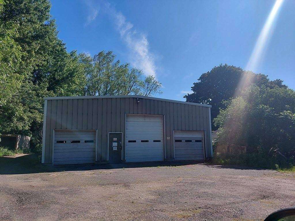 2.3 Acres of Improved Residential Land for Sale in Haverhill, Massachusetts