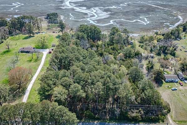 23.7 Acres of Recreational Land for Sale in Quinby, Virginia