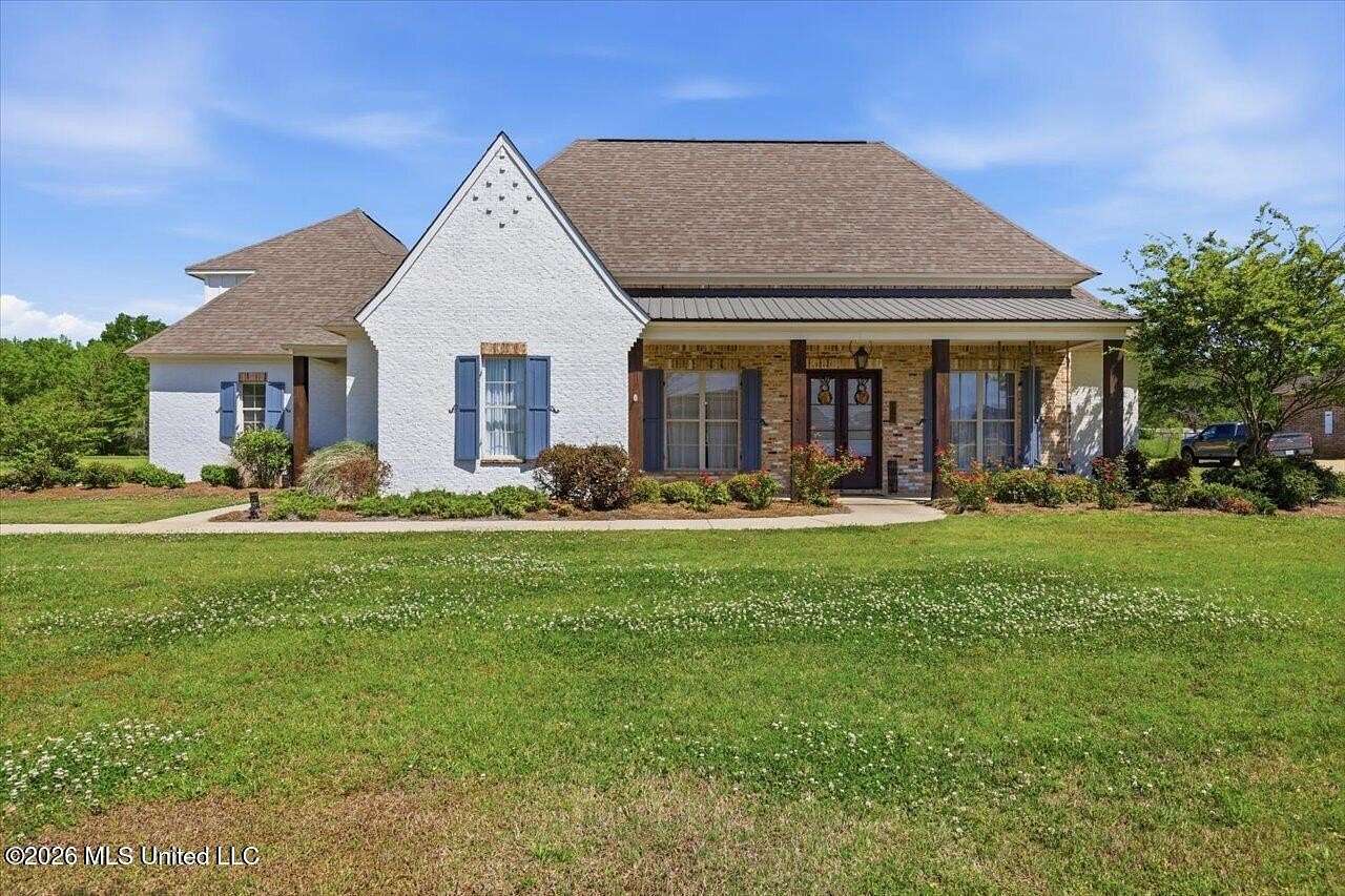 1.85 Acres of Land with Home for Sale in Brandon, Mississippi