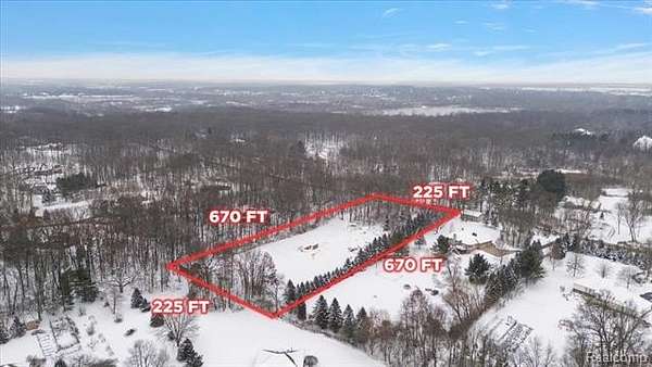 3.29 Acres of Residential Land for Sale in Milford, Michigan